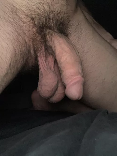 Cant sleep, kinda hard by Yeli34