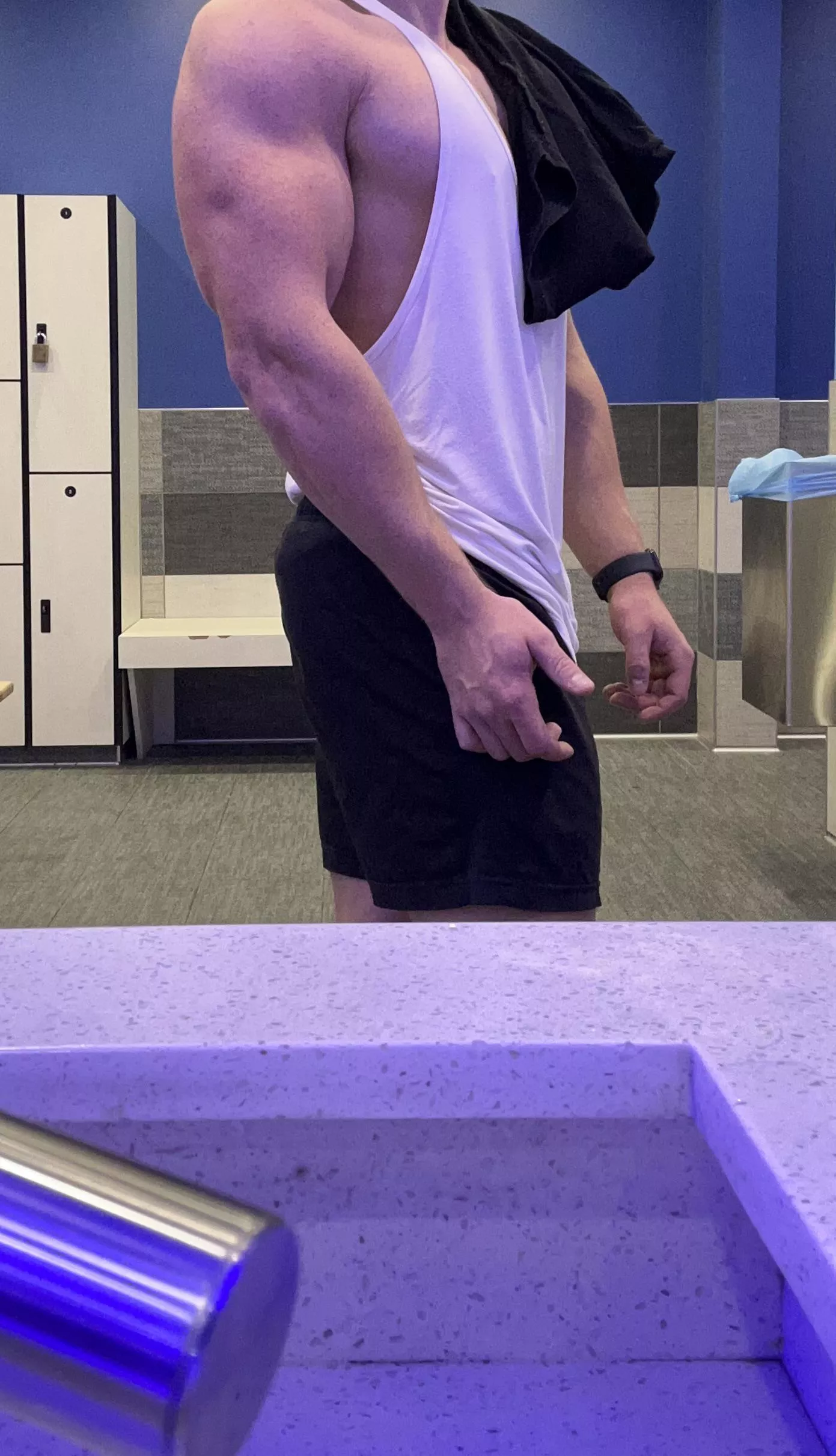 DL jocks around 25 hmu posted by Kylershultz1937