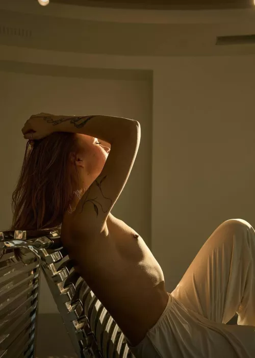 Do you have warm hands to warm my body by AstutelyRefuel