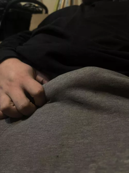 First time posting, 26 dad outline in grey sweats by Justscrolling8786