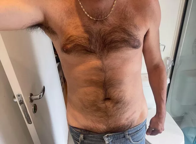 Hairy Dadbod here! by ChubbRock88