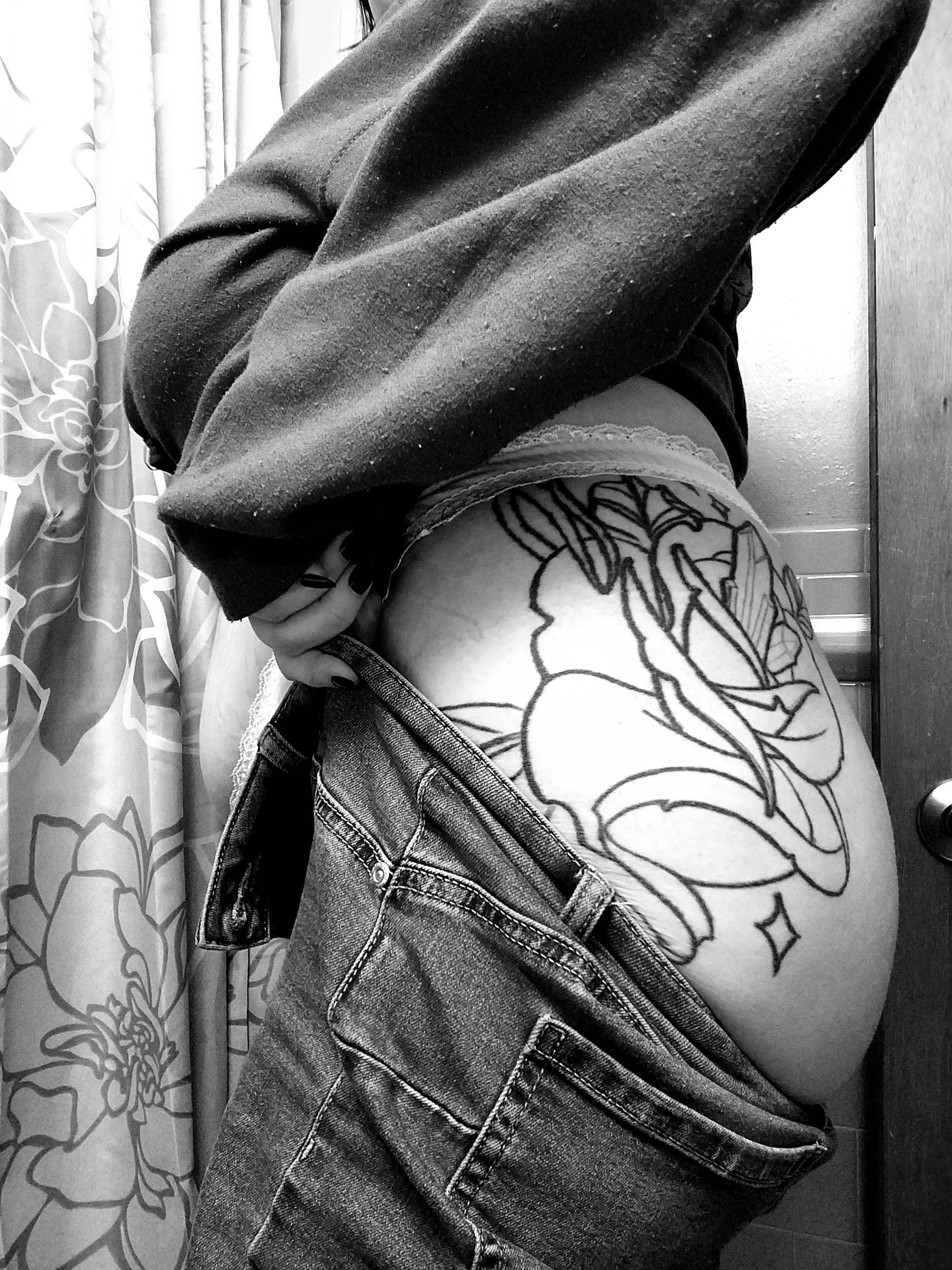 Hope I qualify posted by alliekatshows