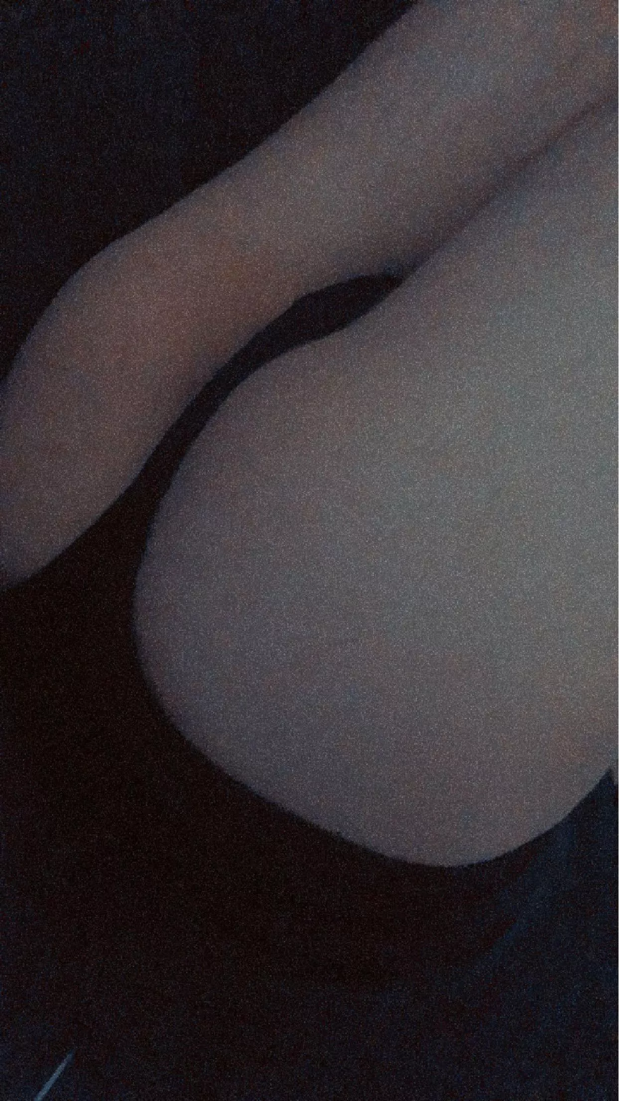 Hope you don’t mind my little bulge 🙈 posted by anonymous5155