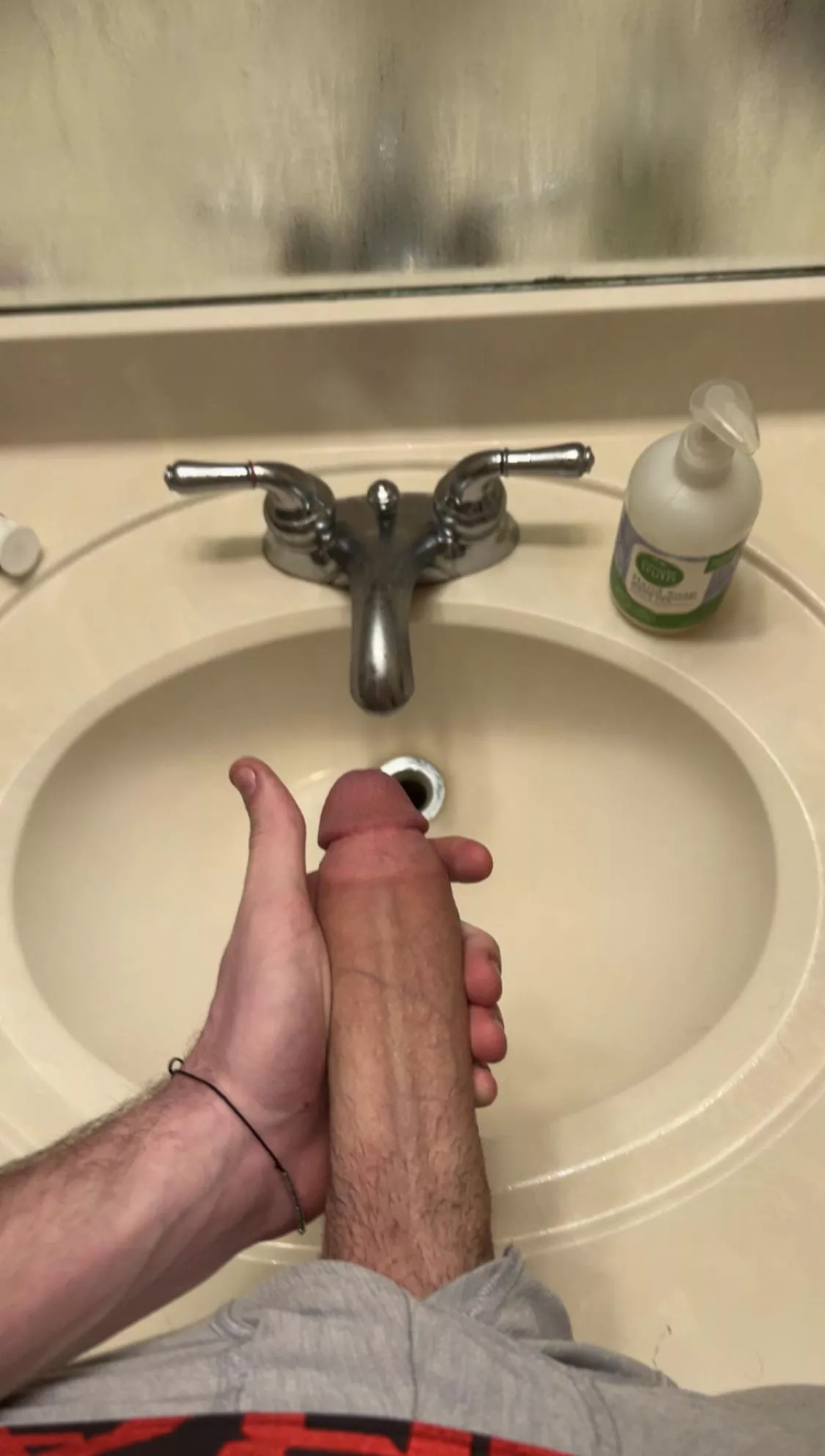 I feel bored and want ass @saadif1 posted by Feeling-Skirt4933