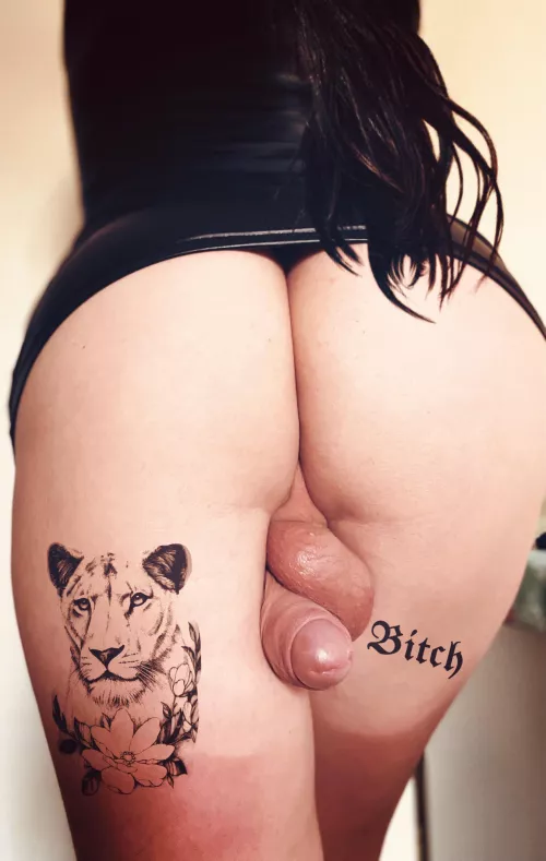 Just needs some cum on my balls and cock by Andra-Sissy8