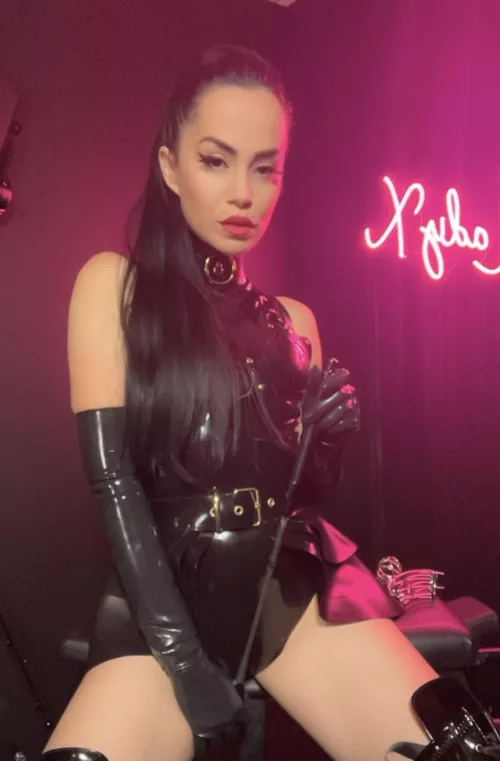 Keep eye contact as you slowly get down on your knees for me by lakemelody