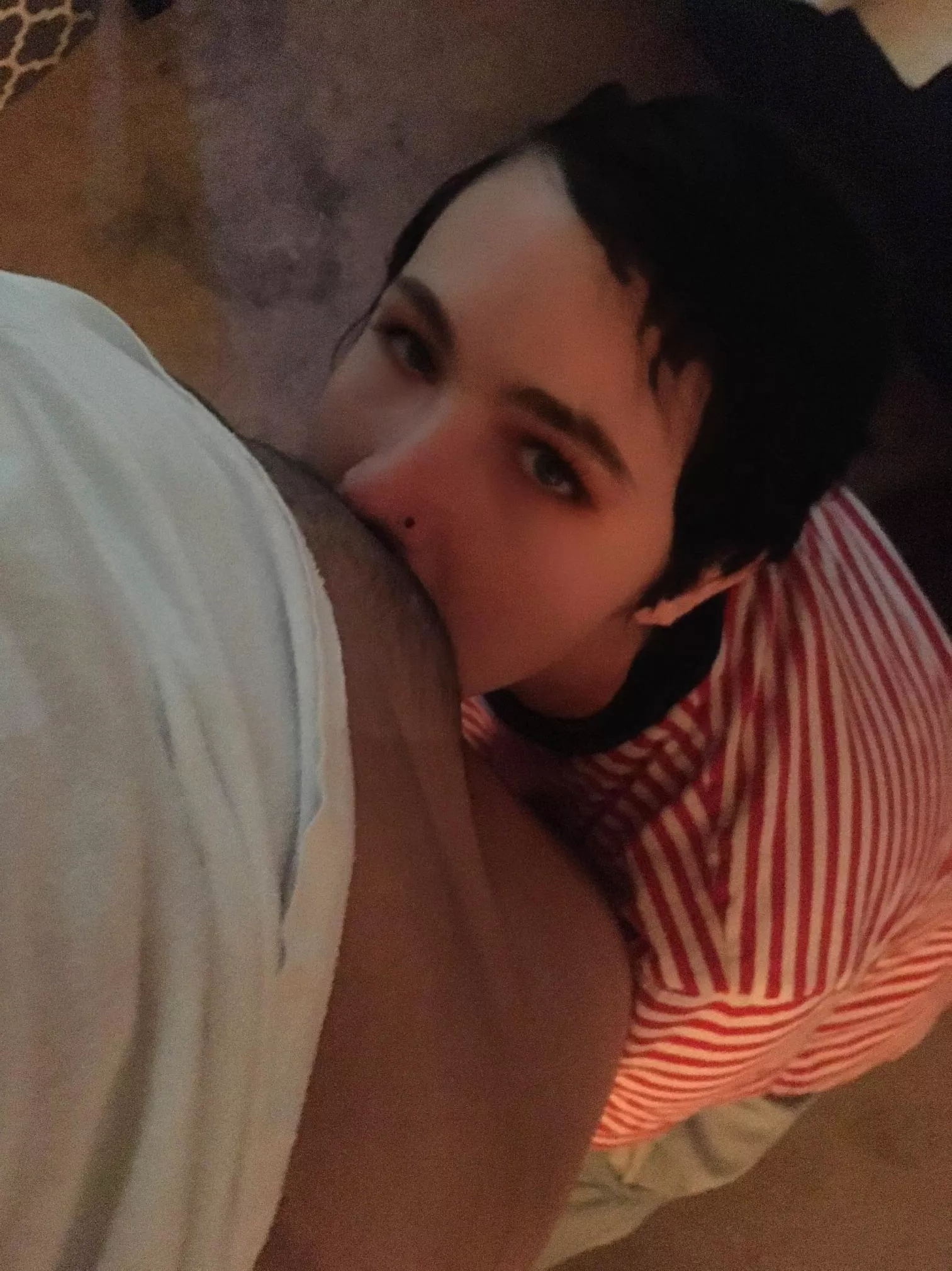 Looking for a new bottom 😏 posted by KalGiaquinta96