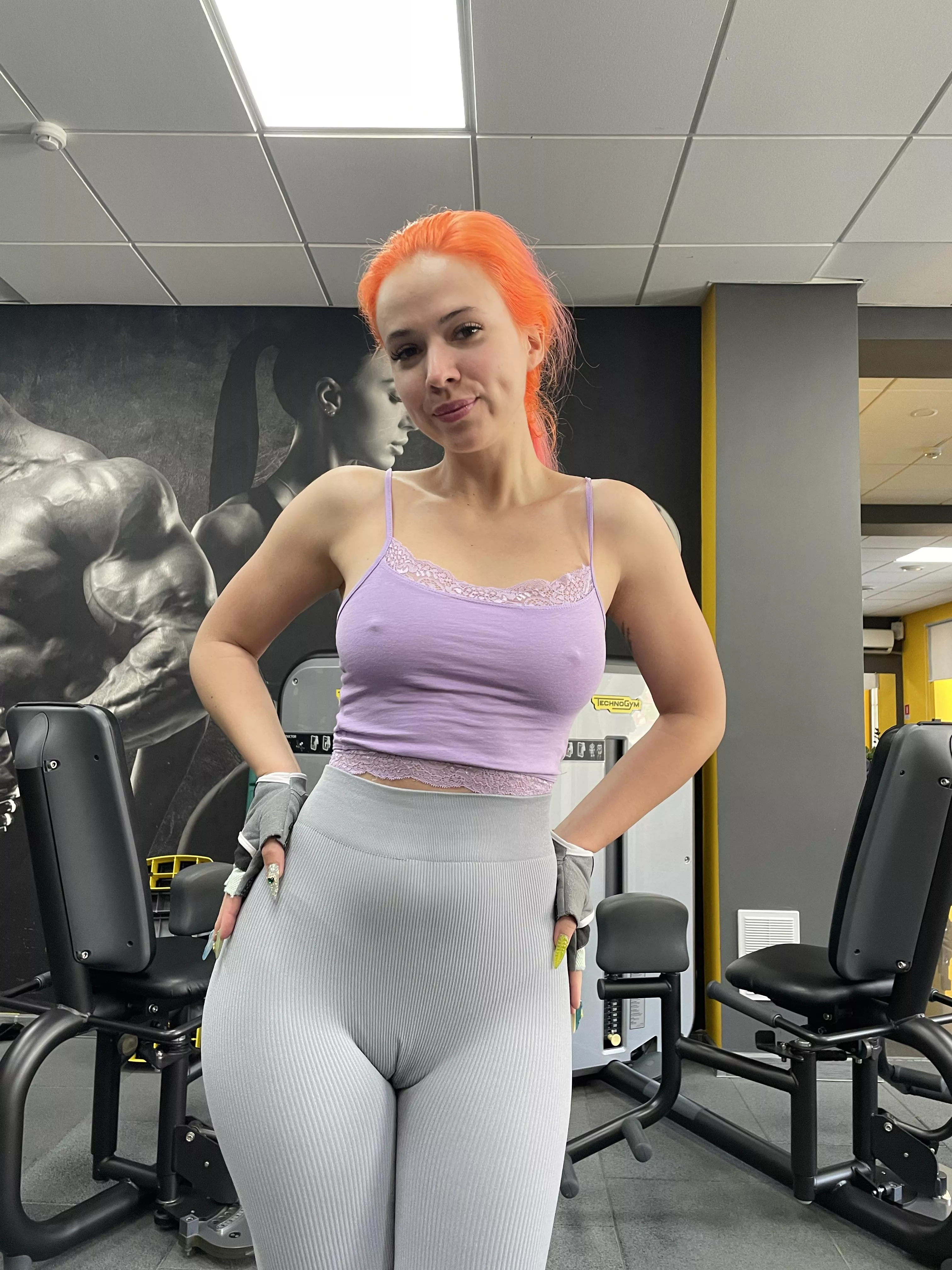 My first time in new gym and everyone was staring at me posted by CharmingMistress