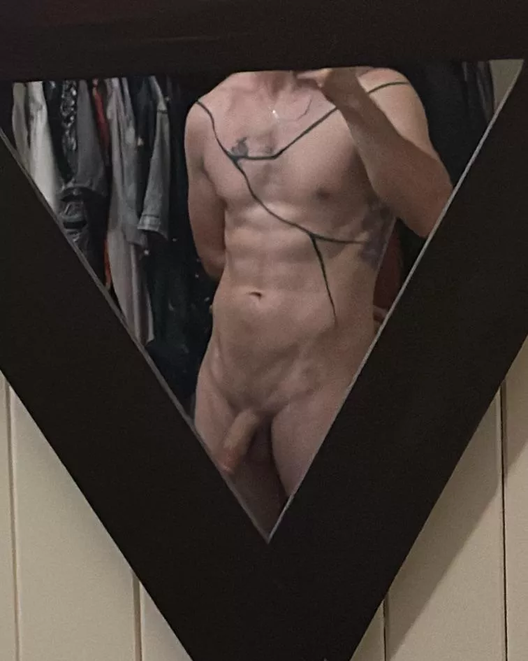 New favourite mirror posted by Symmetry_imperfect