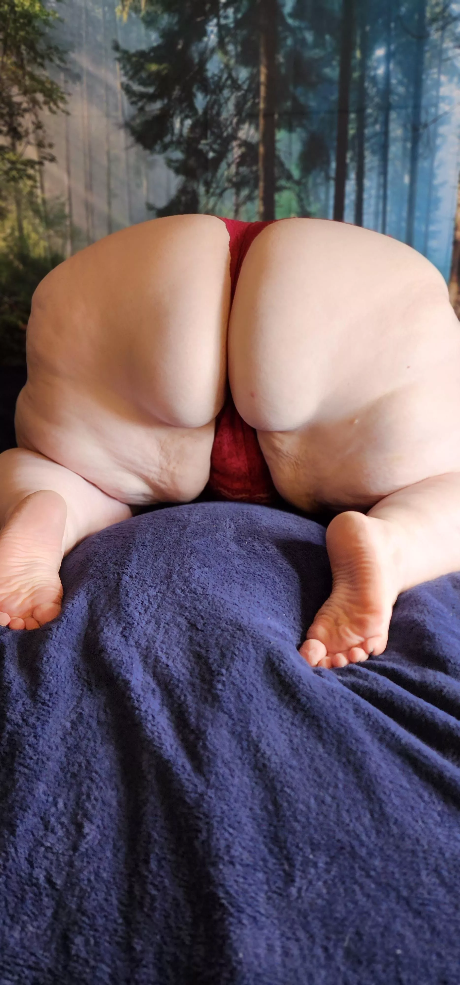 Plenty to go around 😘 posted by OrganizationIcy9237