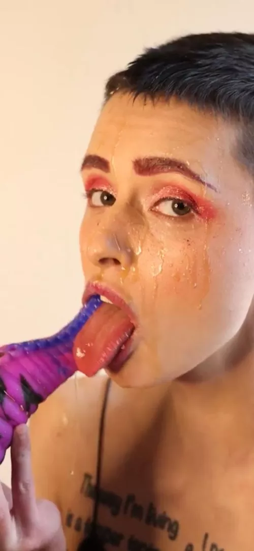 Tentacle Fun While Covered In Honey by girrlgonerogue