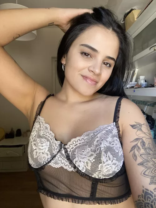 There's no denying that face and body by thelimpviolat