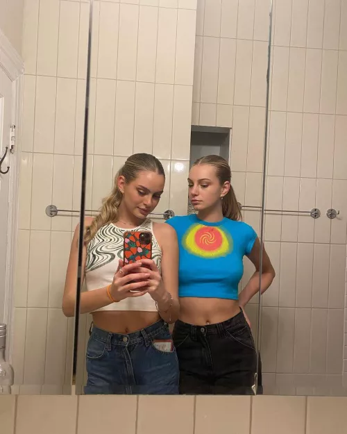 These sisters looking fire by Swiftie4ever_713