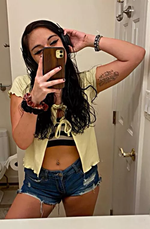 wanna go on an adventure :) by bangbangreign21