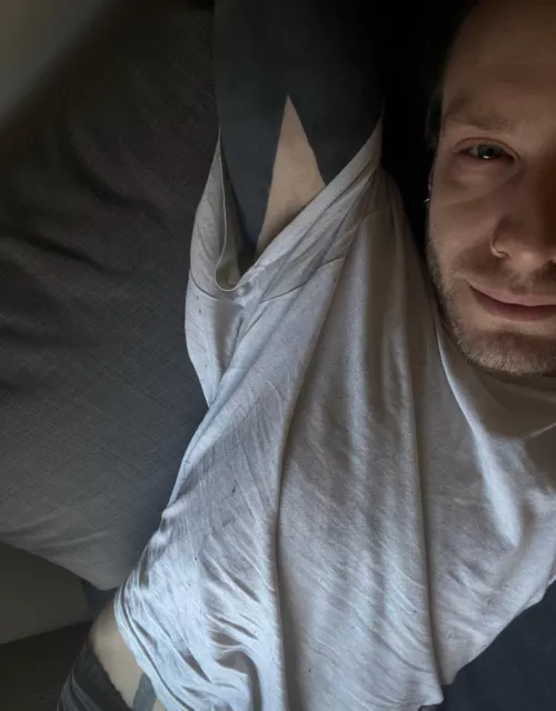 Well, something different  by lucasnaxuel