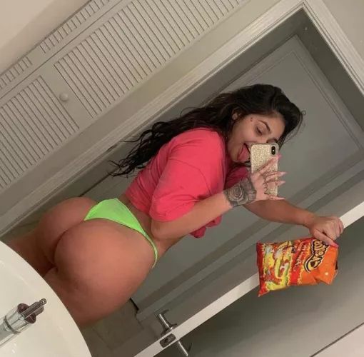 You want to fuck a Latina? by Meligo4t_