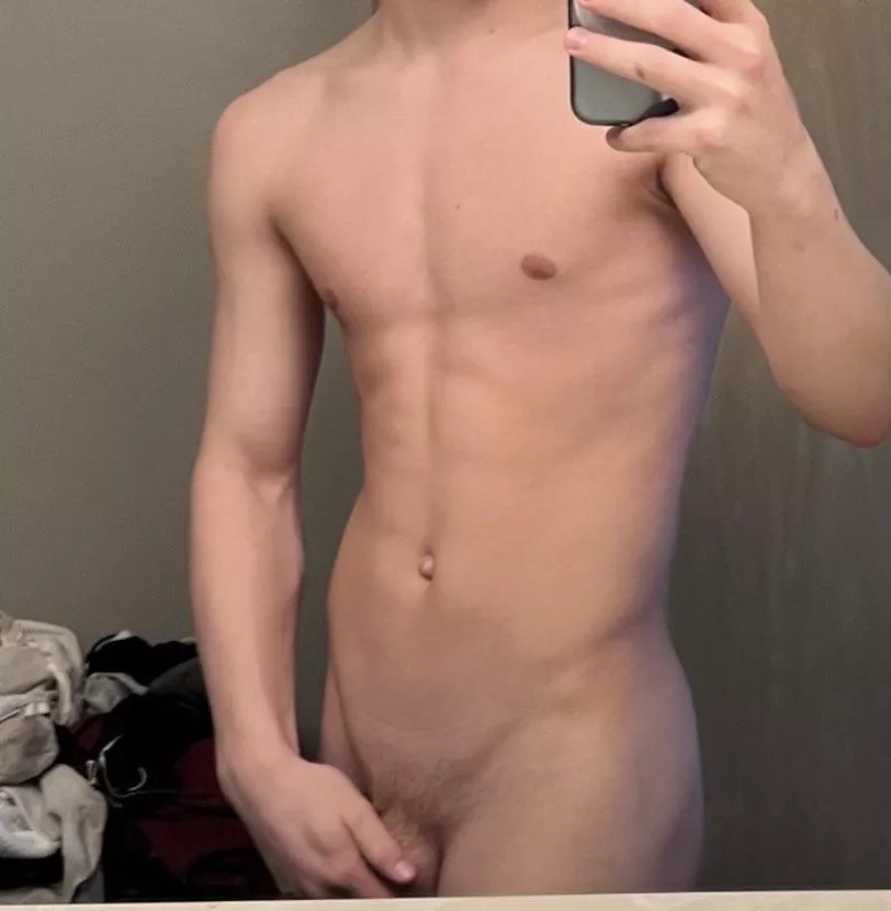 18 daddies hmu @vincent.tallieu posted by CommunicationNew902