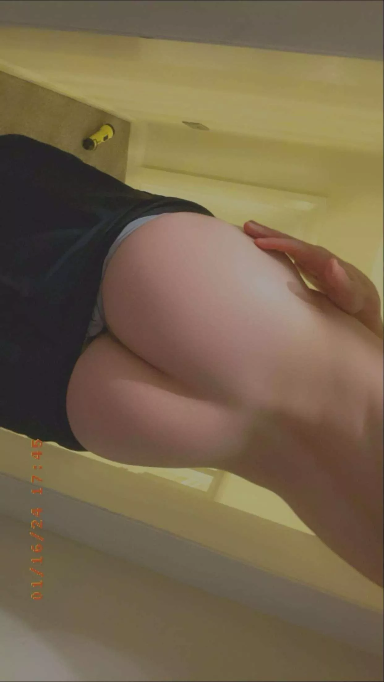 18m Femboy love big dicks posted by Same_Science_1502