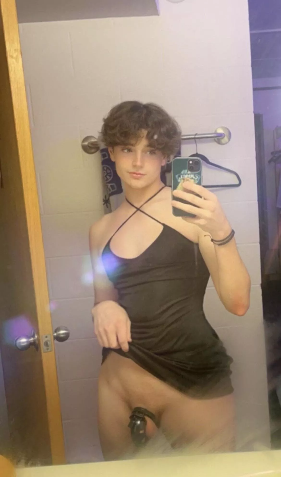 Caged since New year’s!! How do I look? posted by Upbeat_Magician_9161