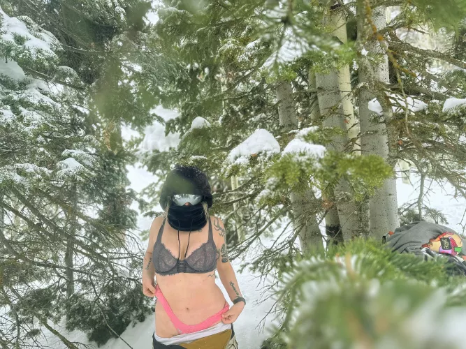 can you undo my bra strap with one hand? by snonlyfans