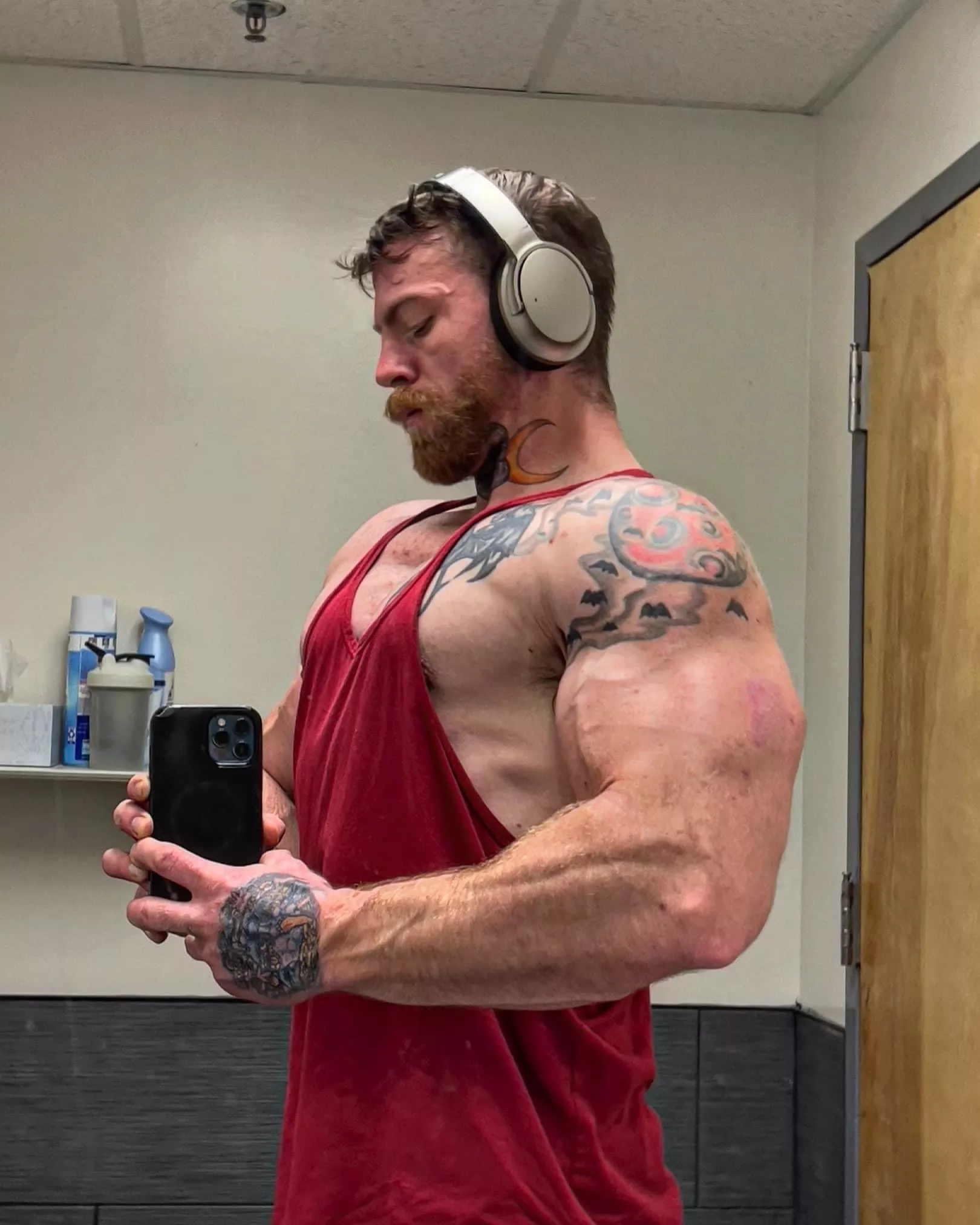 Did I have a good chest day? 😤 posted by MunstaMatt