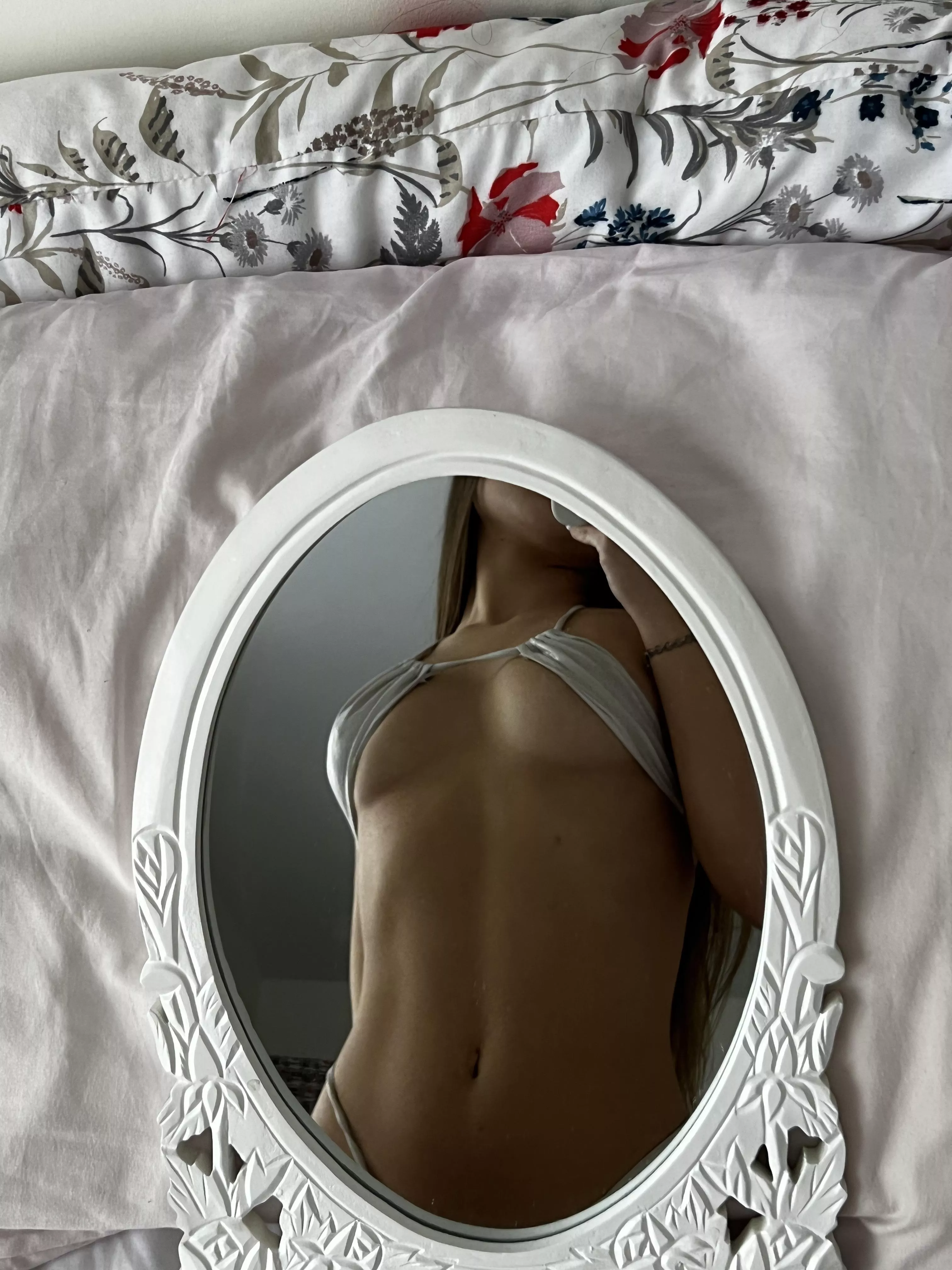 different kind of mirror selfie, I hope you appreciate it posted by theobedientglucose