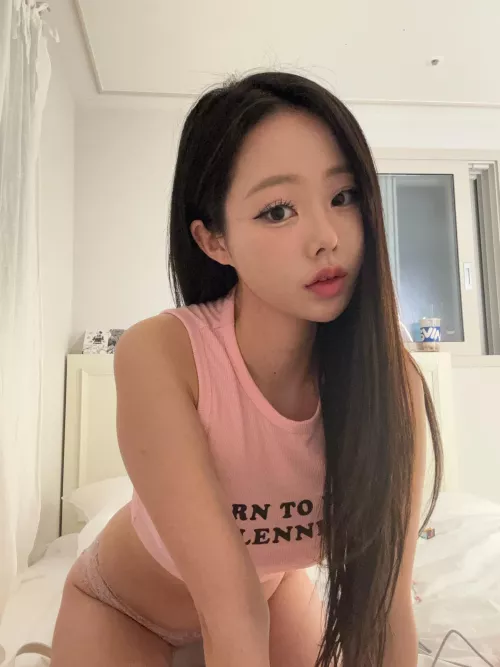 First post here🖤👋🏼 Should I stick around? by xoo_Chloe