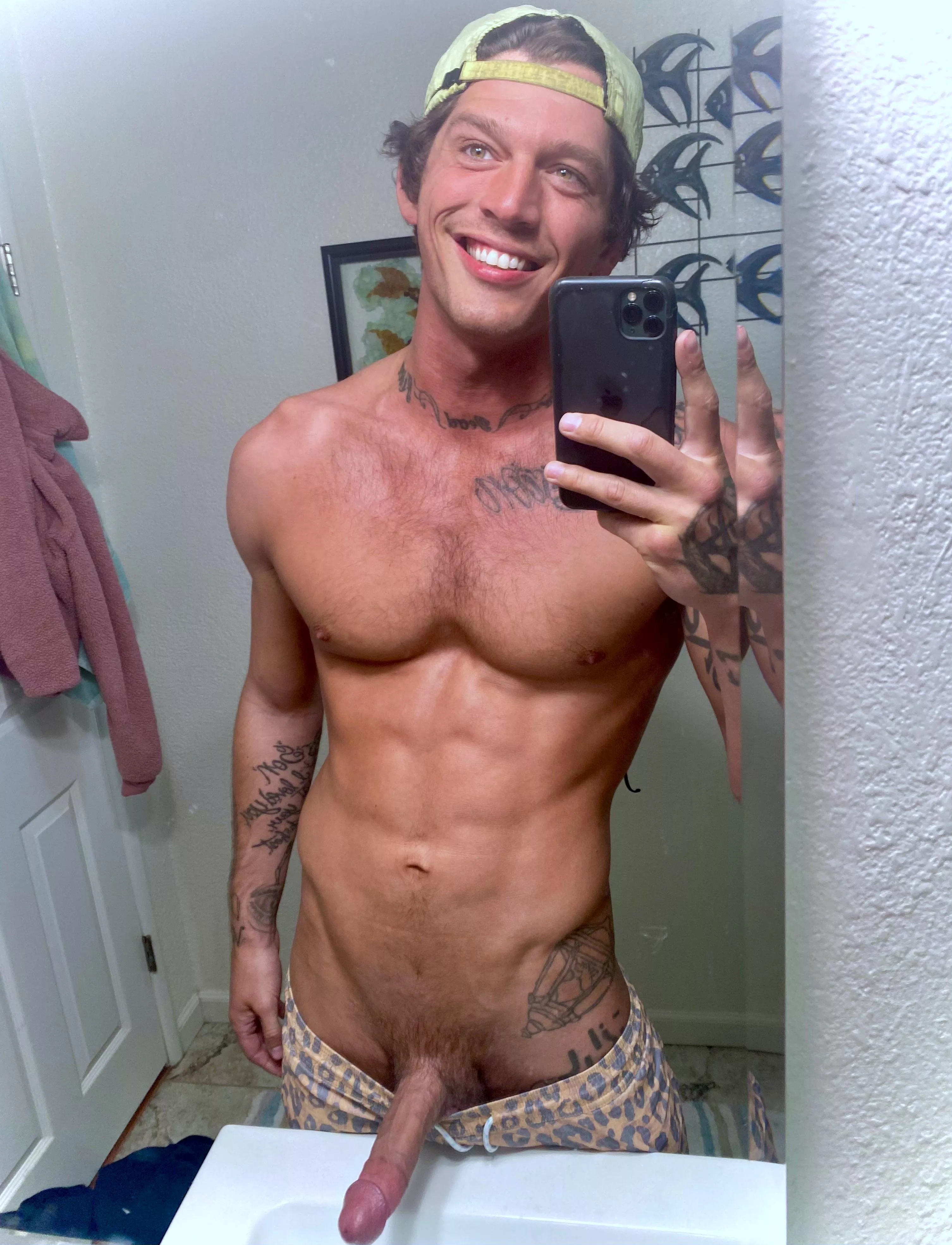 Had a bad day 🙃but I’m wearing my lucky cheetah shorts so it okay 🐆 🫠 posted by erosandiris