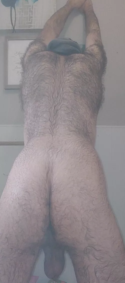 Had a nice stretch after a hot shower 😘. by Dadbod904