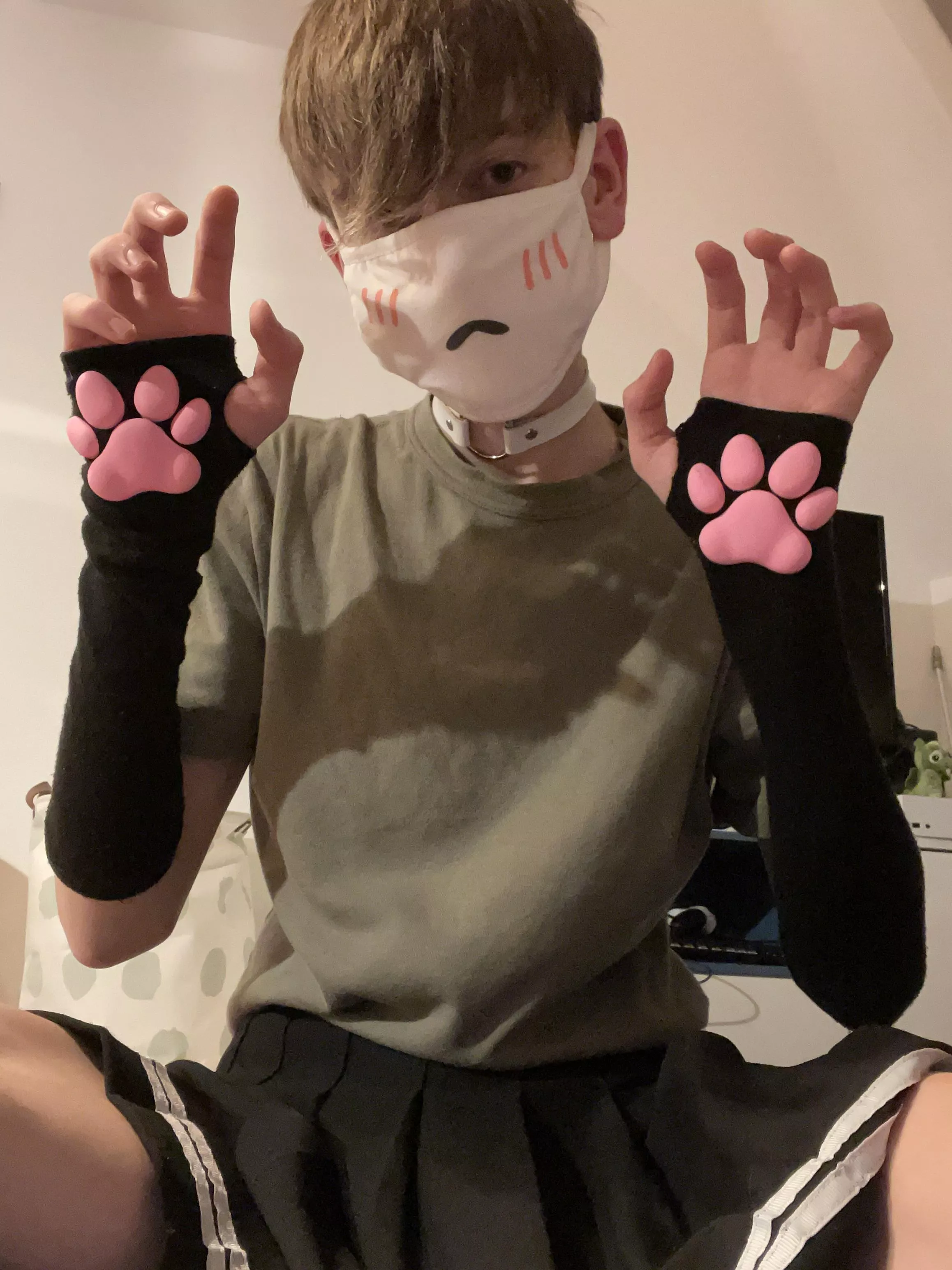 Helu:> posted by ButterflyNo3372