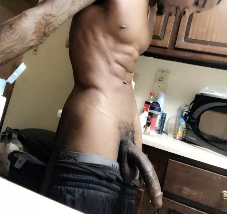 Horny right now posted by Mundane-Brilliant-53