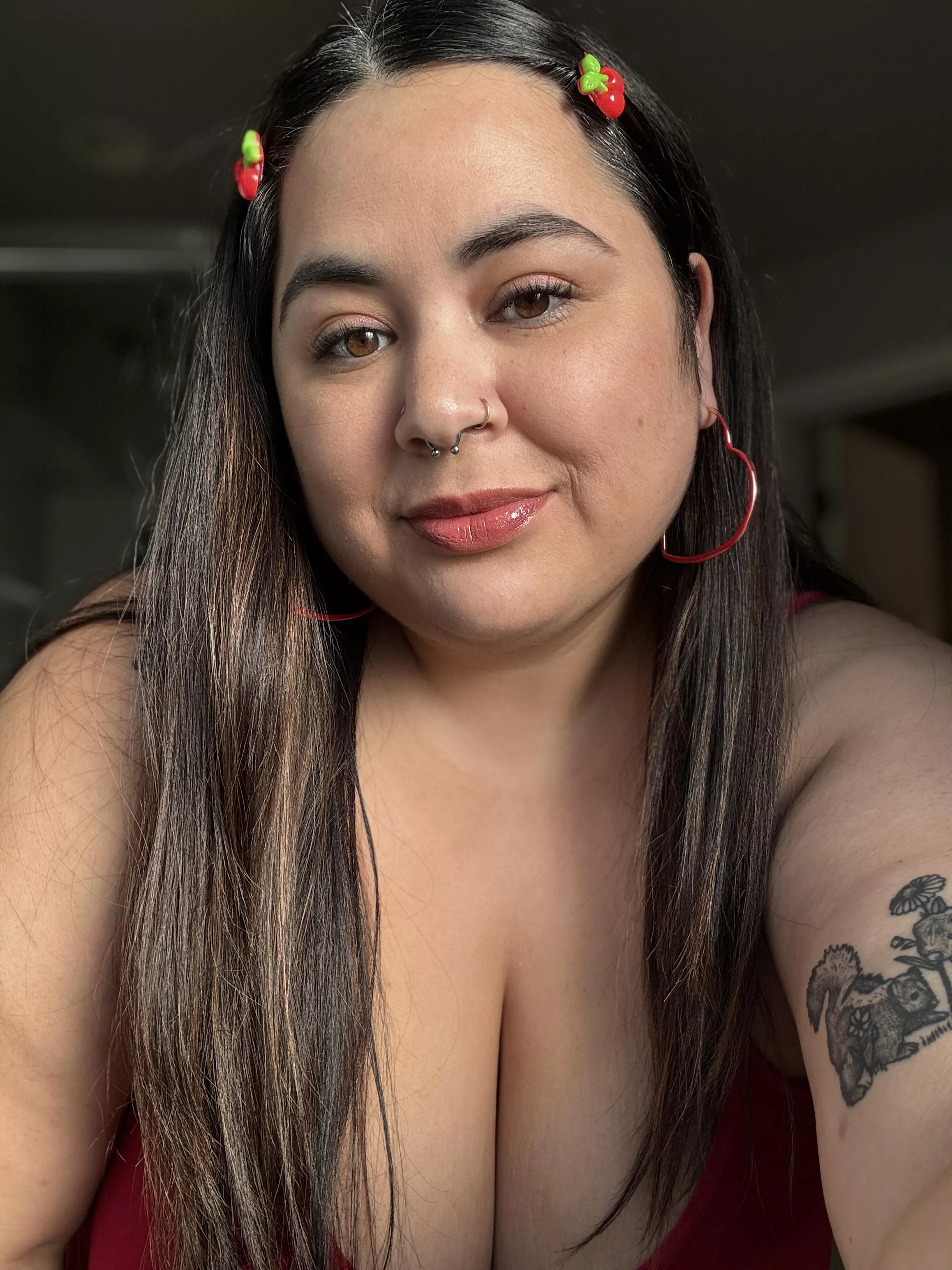 🍒 ❤️ how was your Monday? posted by maria_moans_