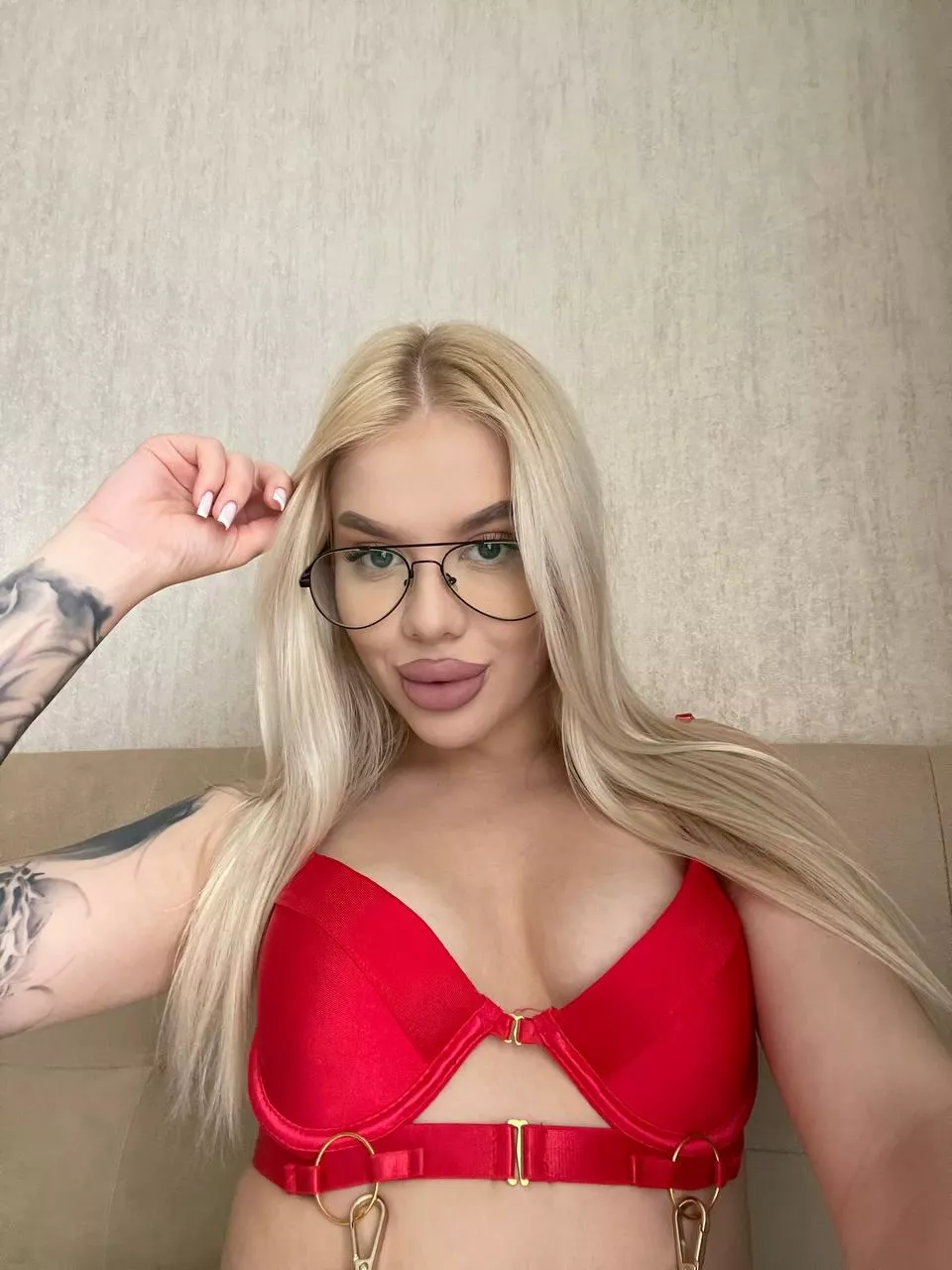 I'm a red lingerie lover 💋 and You? posted by Fluffy-INNA