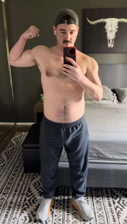 Knuckle sandwich?? 😏  by mcdripy