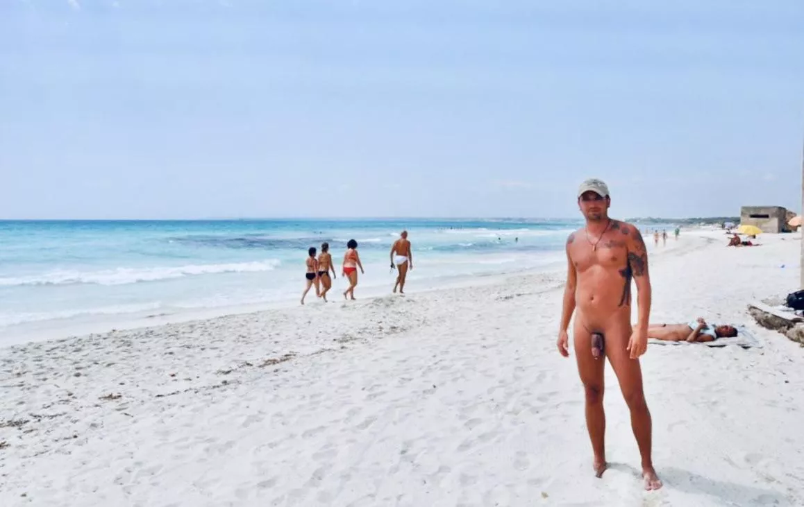 Mallorcan Beach…who is dreaming of this? posted by ulixeshaus