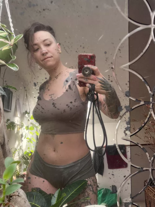 morning stretch [NB] by UrsinaeVespera