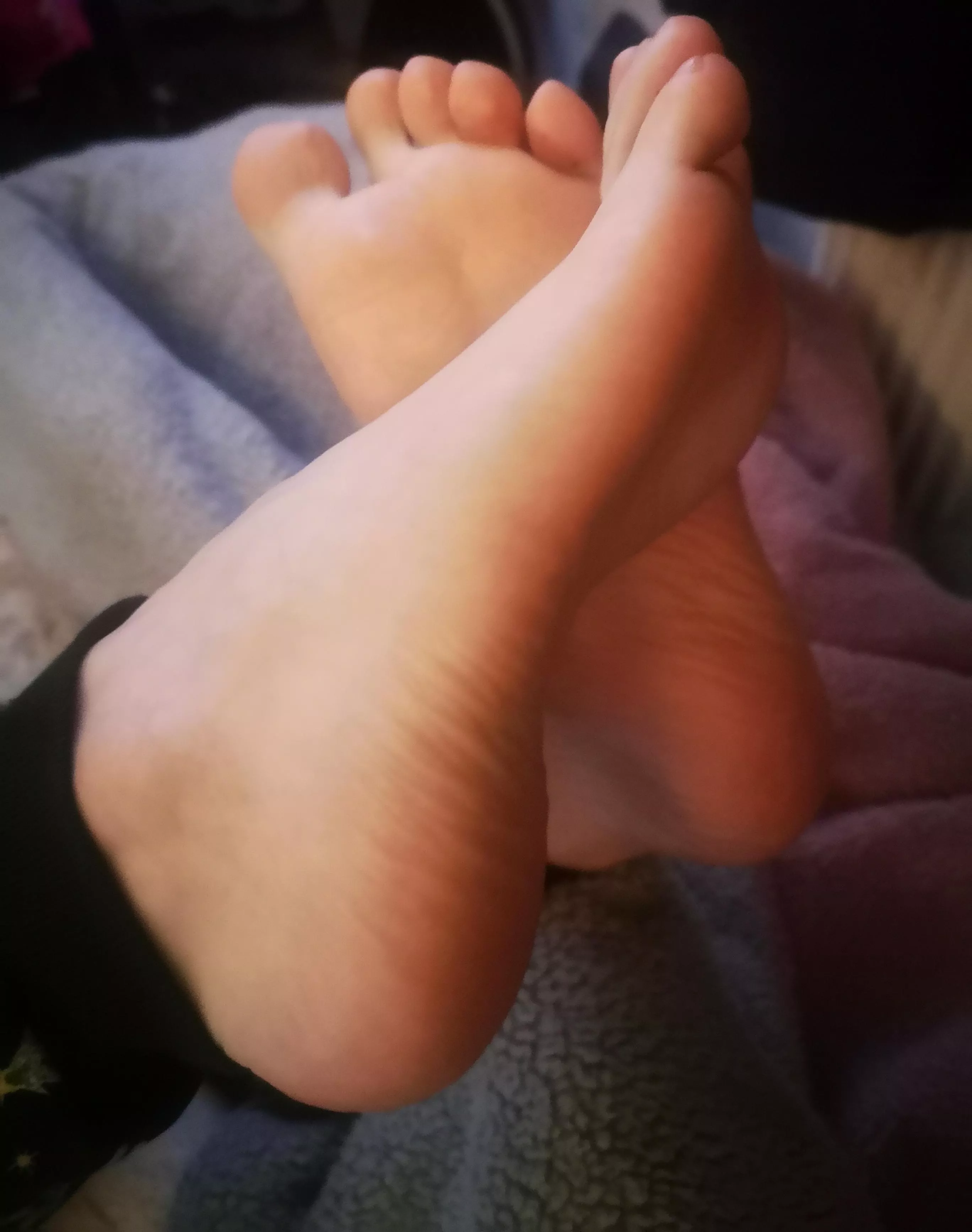 my feets posted by softsoles20