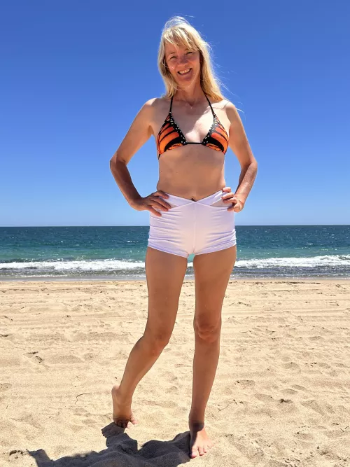 My salty cameltoe will do you good  by S3xySarah