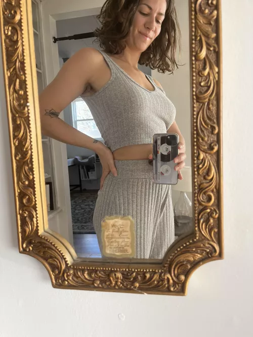 My uniform 💁🏻‍♀️ [f] by maplesyrup_girl