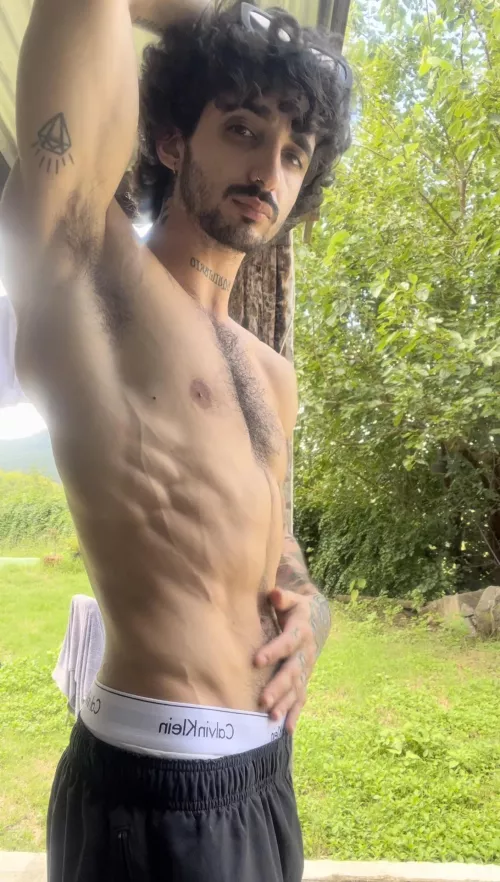 Need more ink on that side of the torso no? by fffffrancis