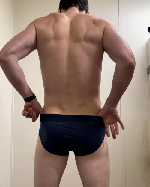 Pull them up or pull them down? by Shred_and_Bread