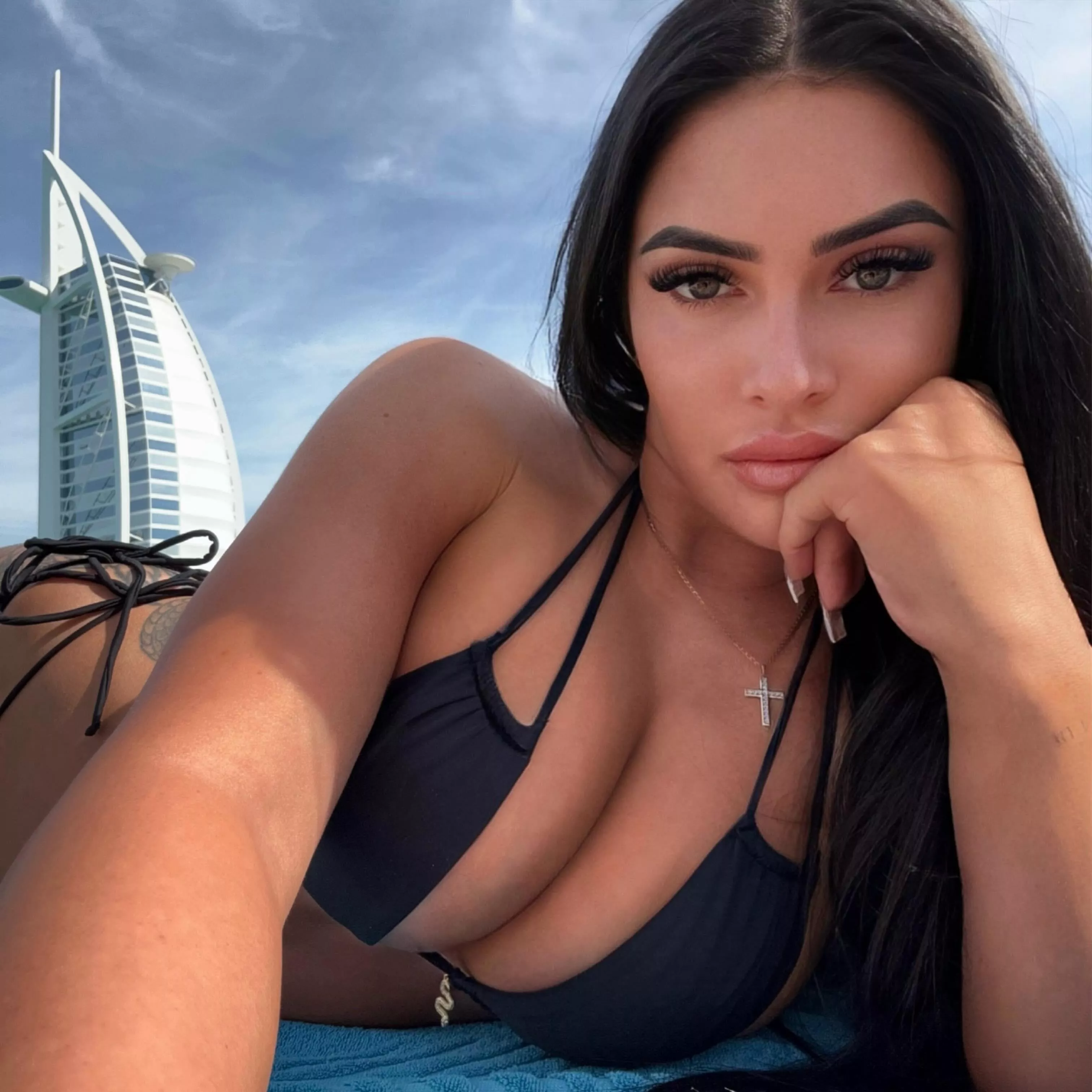 staring contest 🍒 posted by Virtual-Pressure-948