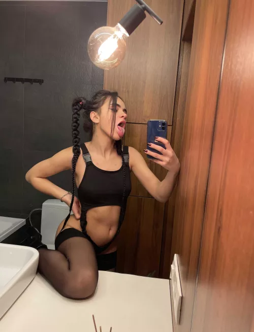 Tell me the size of your member with just one smiley by Aligningluo418