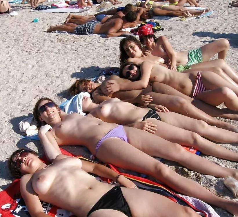 They’re ok with you taking a photo i guess posted by Swimming_Shoe_4746