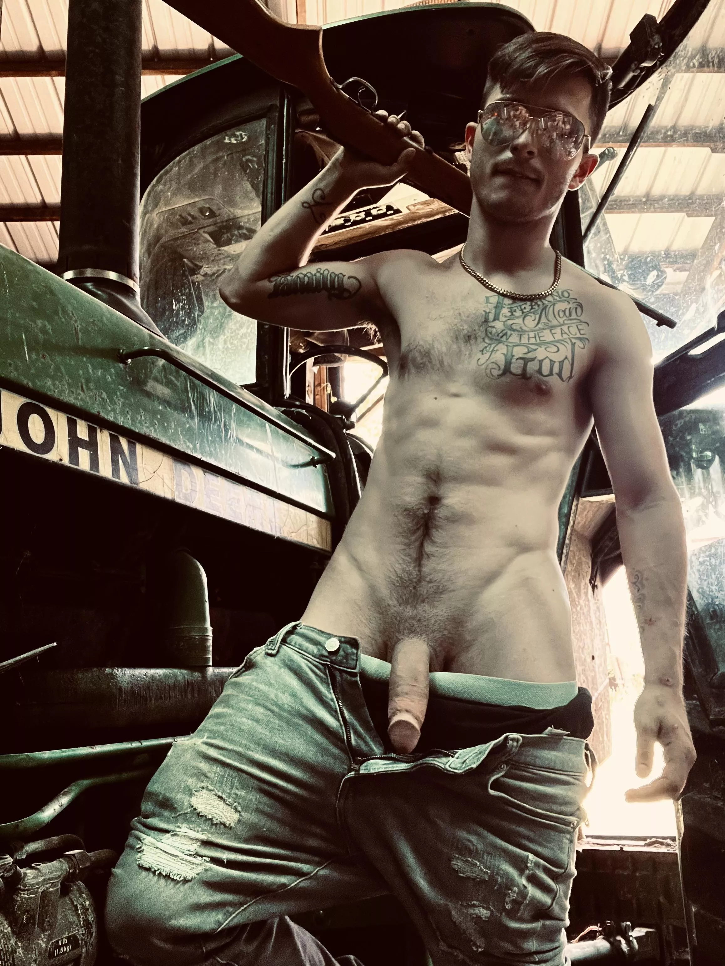 Who wants to ride my big fat cock😈 posted by No_Book6893