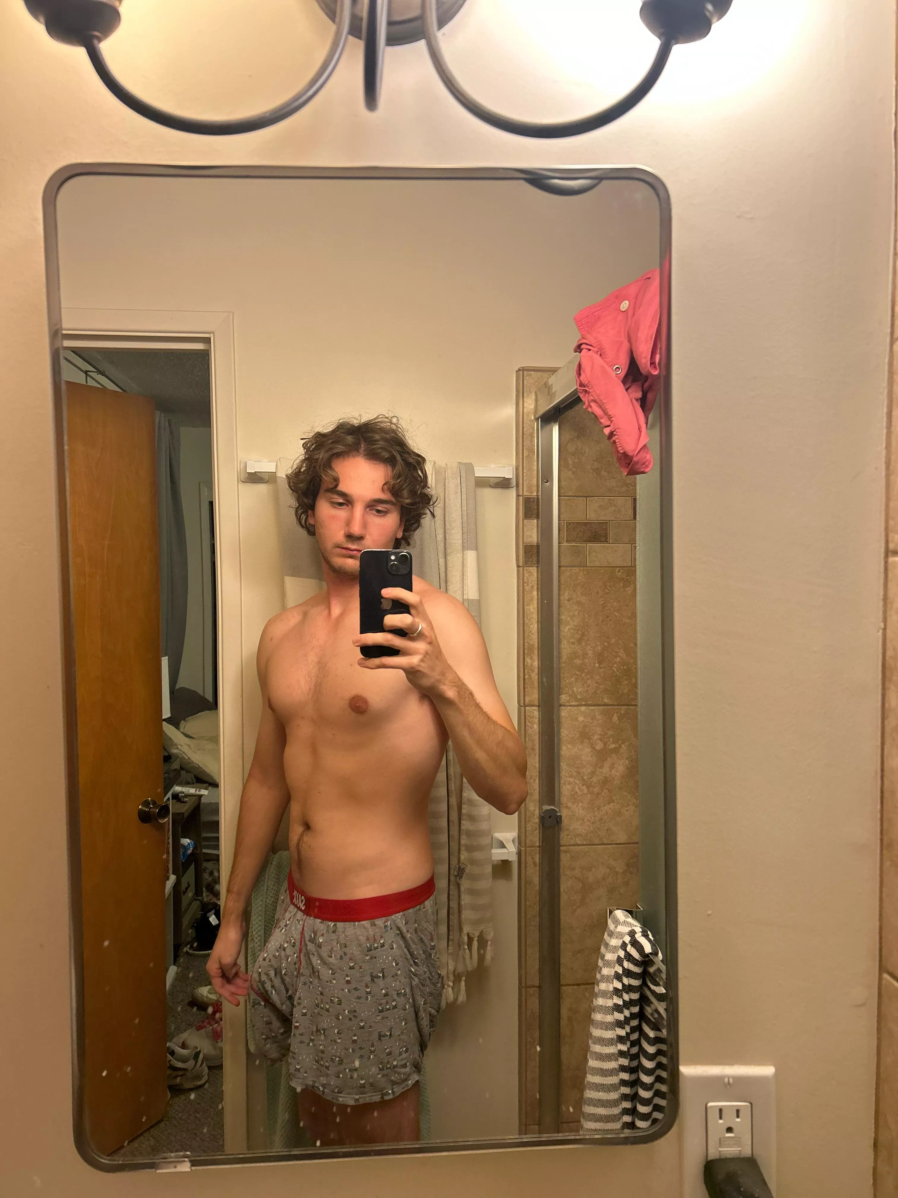 23M 6’3 let’s play posted by Lower-Airport-492