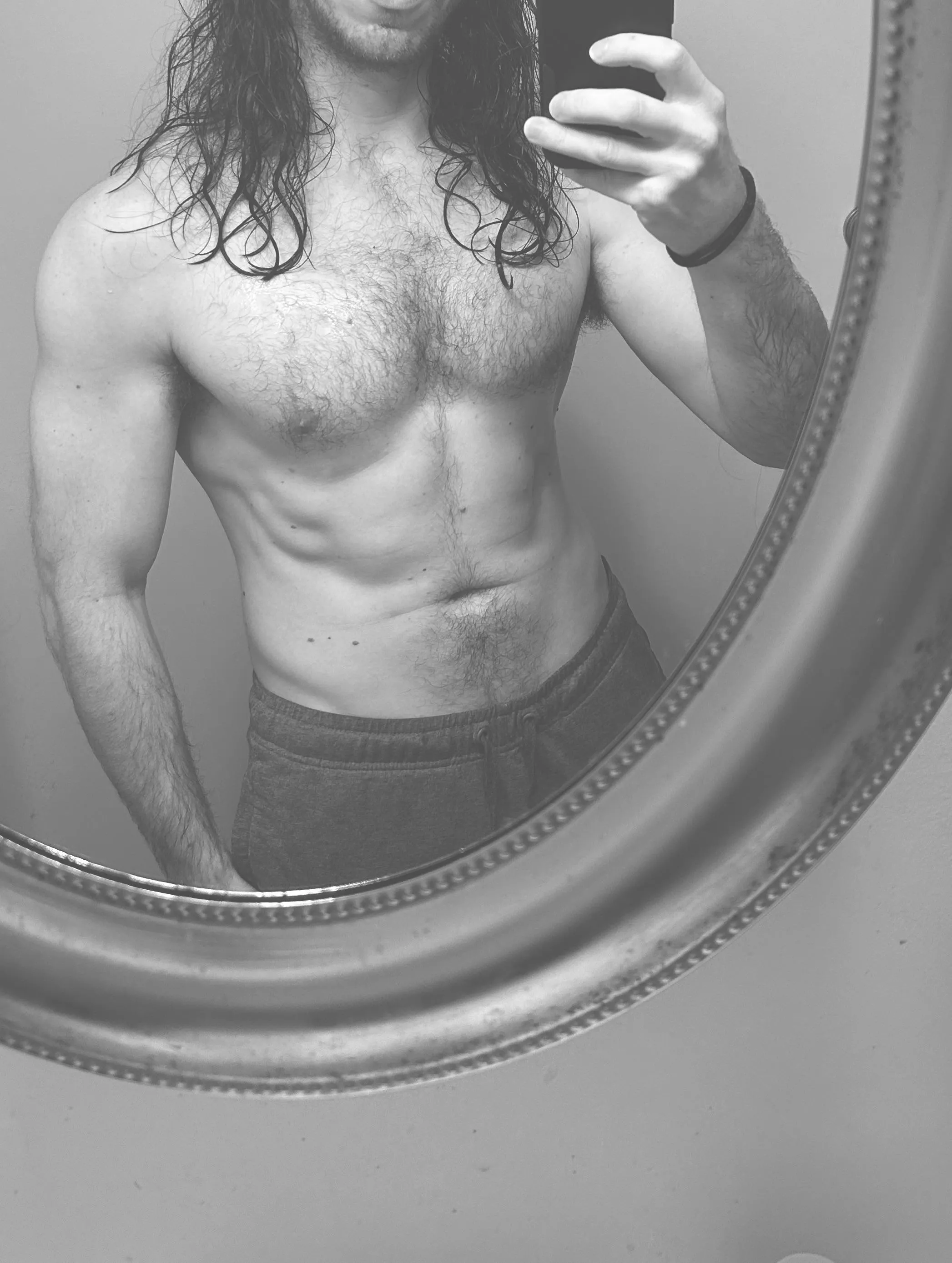 29m hung hockey player horny af to totally dom a fem sub cutie ;)…. Sc: parkwaydrive6 posted by fitmodel66