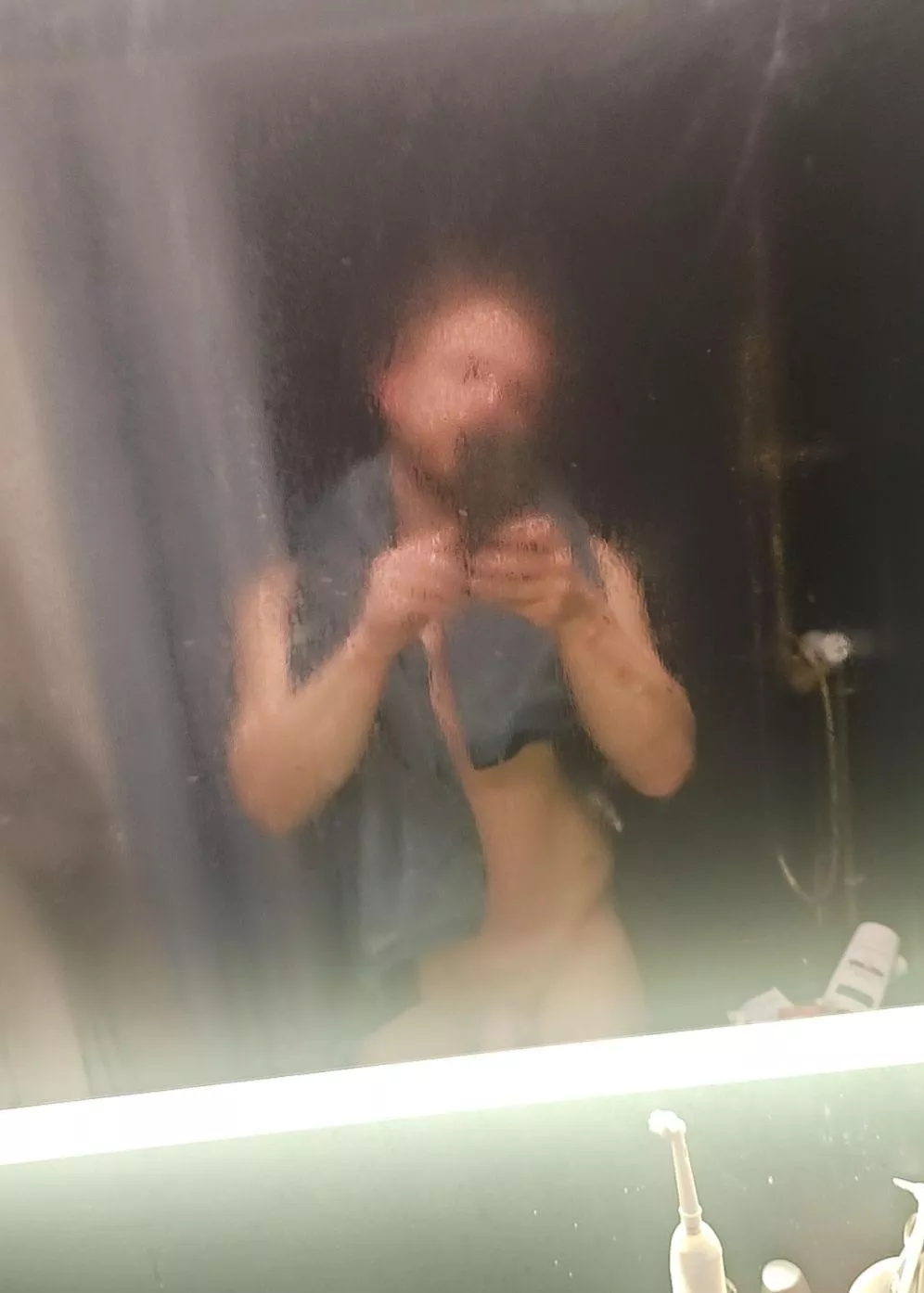 32 (m) - took this after a rinse,  what do you think?  posted by No-Sherbert-4056