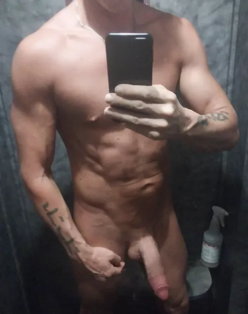 [45], 6', 168 lbs by Romantic_Darkness