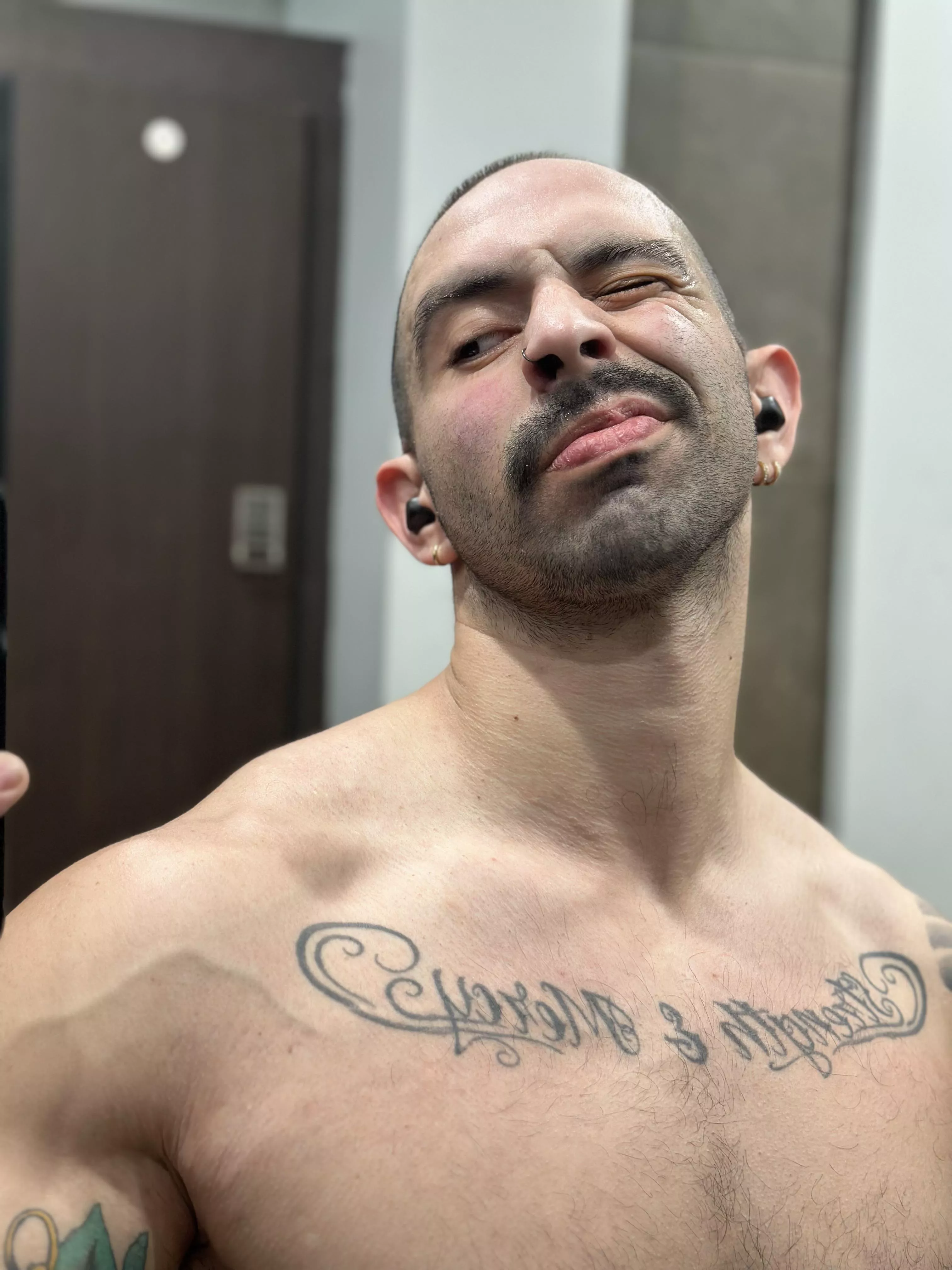 6 months sober. I feel amazing. posted by EfficientNose5550